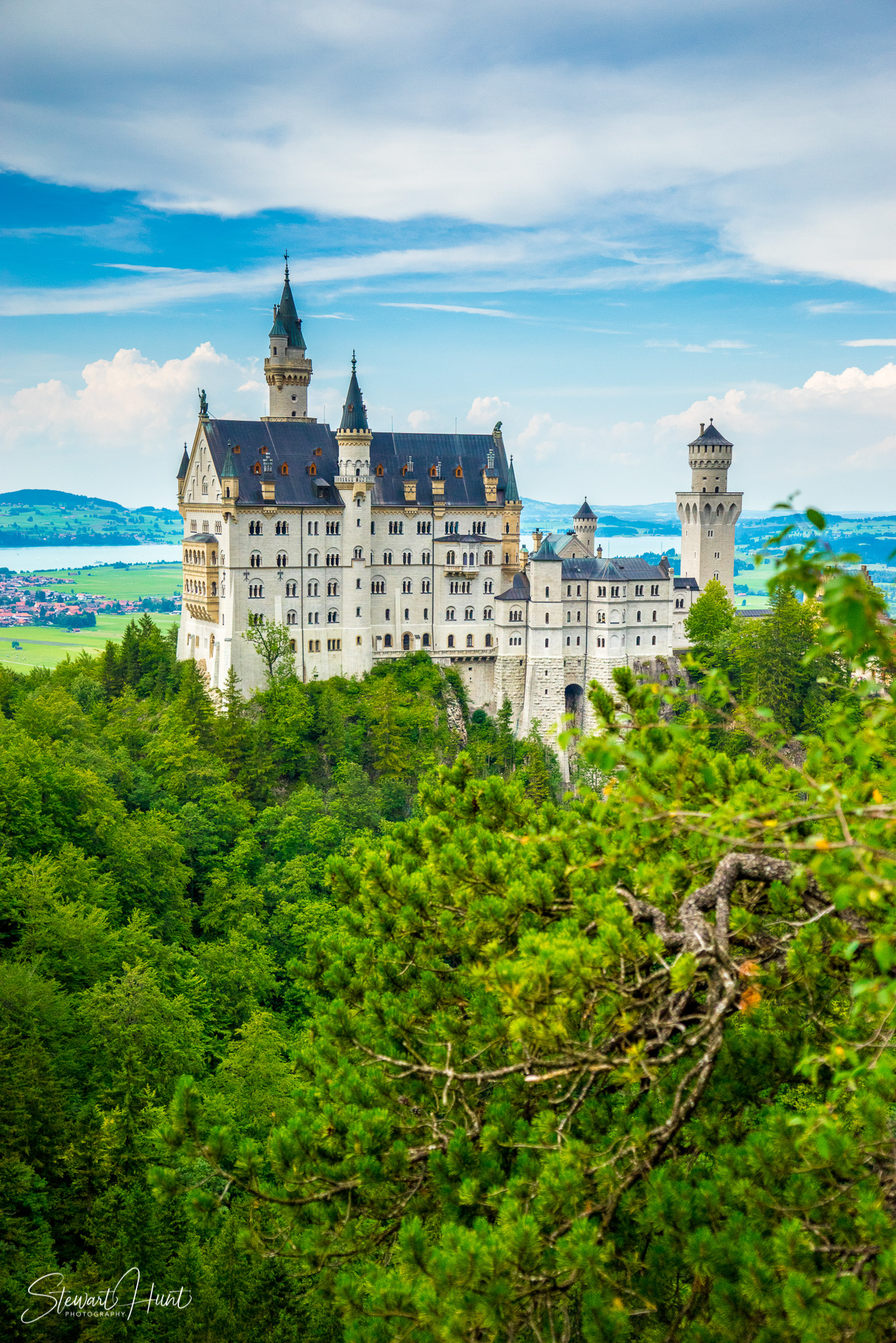 Neuschwanstein and Fussen 03960