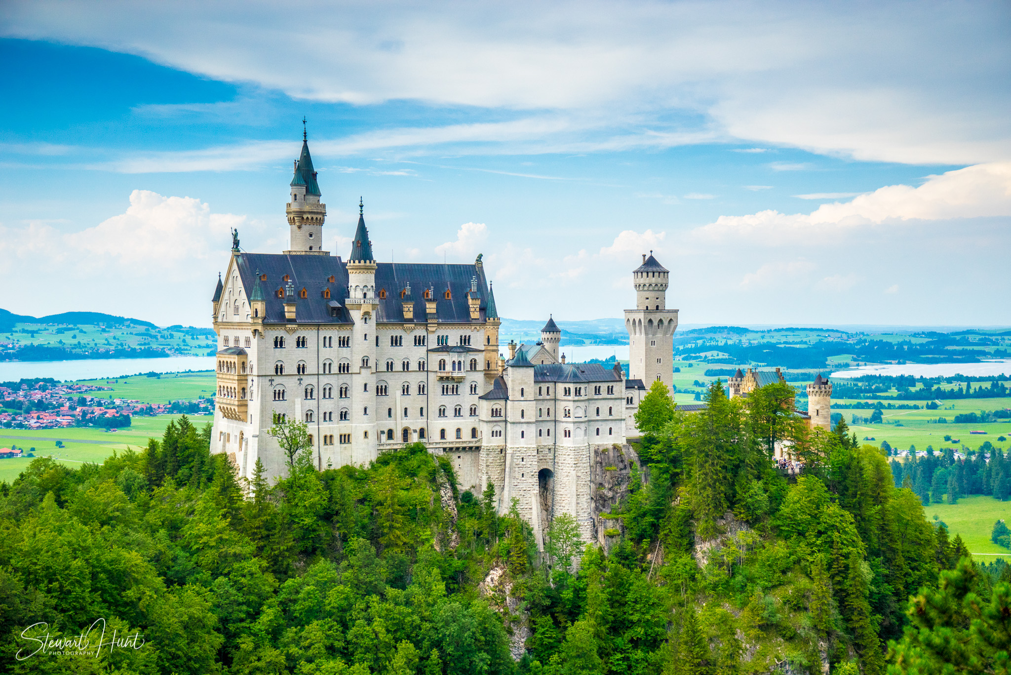 Neuschwanstein and Fussen 03966