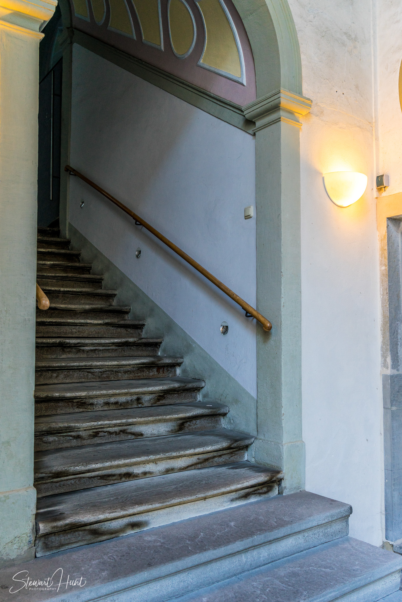 Neuschwanstein and Fussen 04050