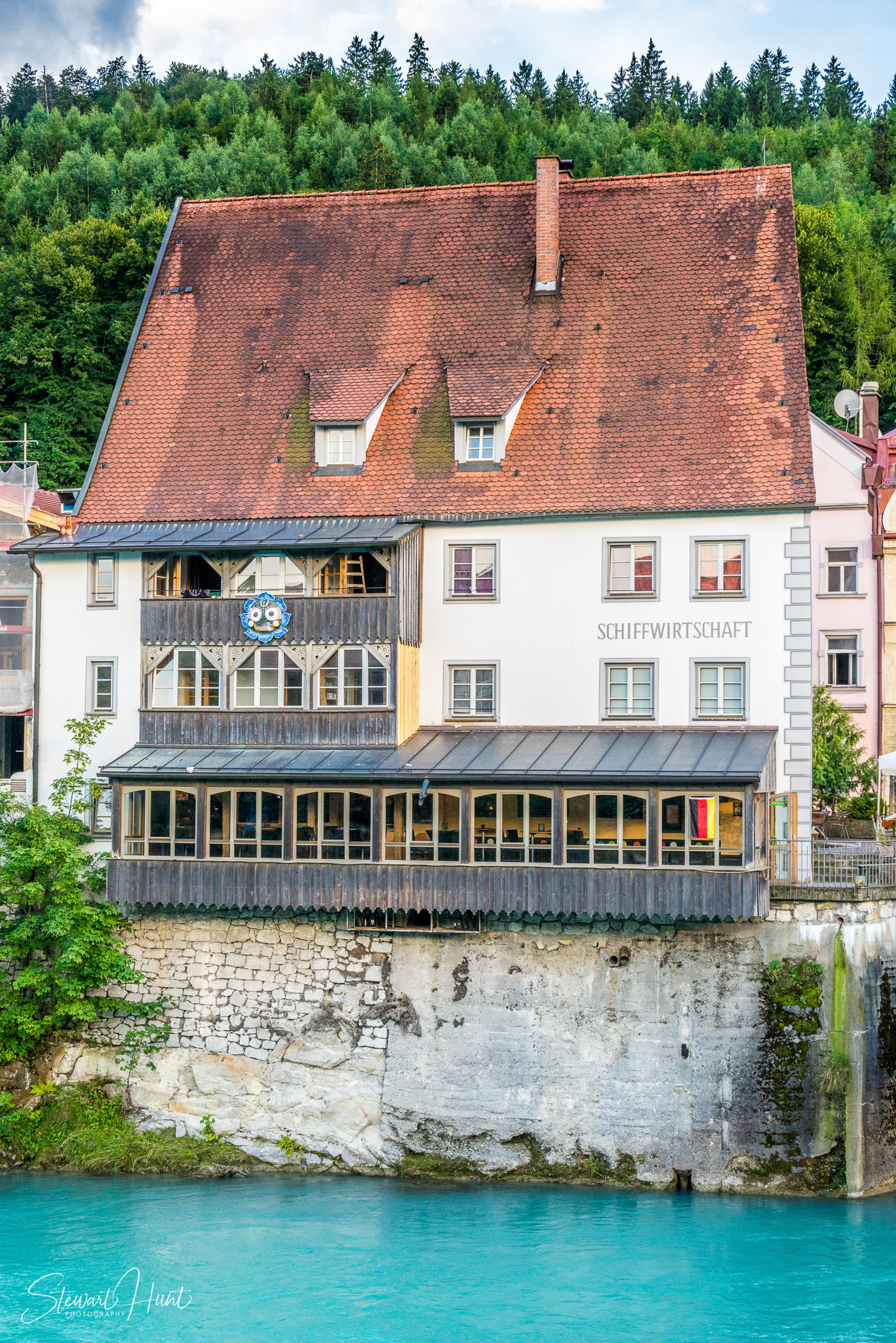 Neuschwanstein and Fussen 04057