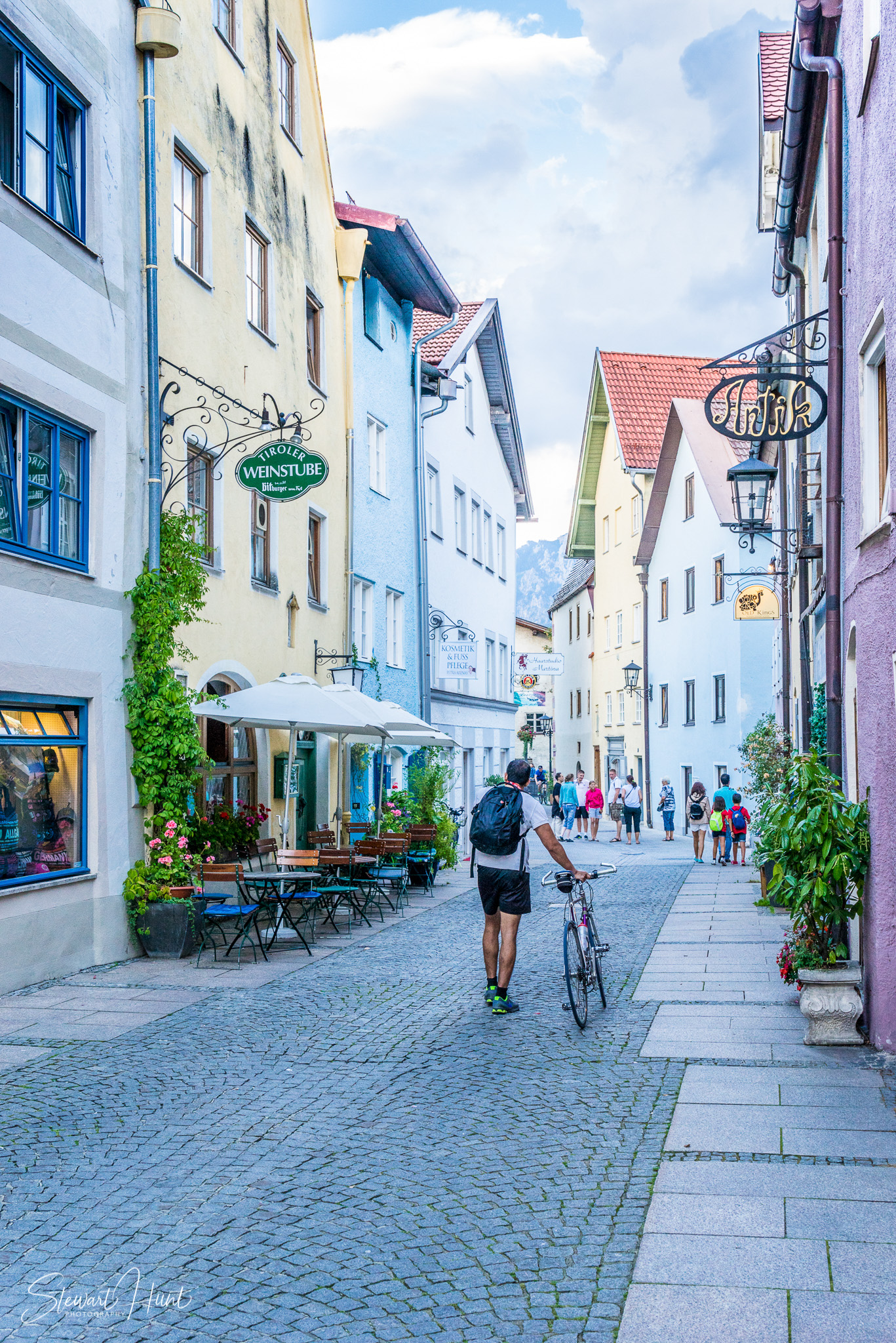 Neuschwanstein and Fussen 04066